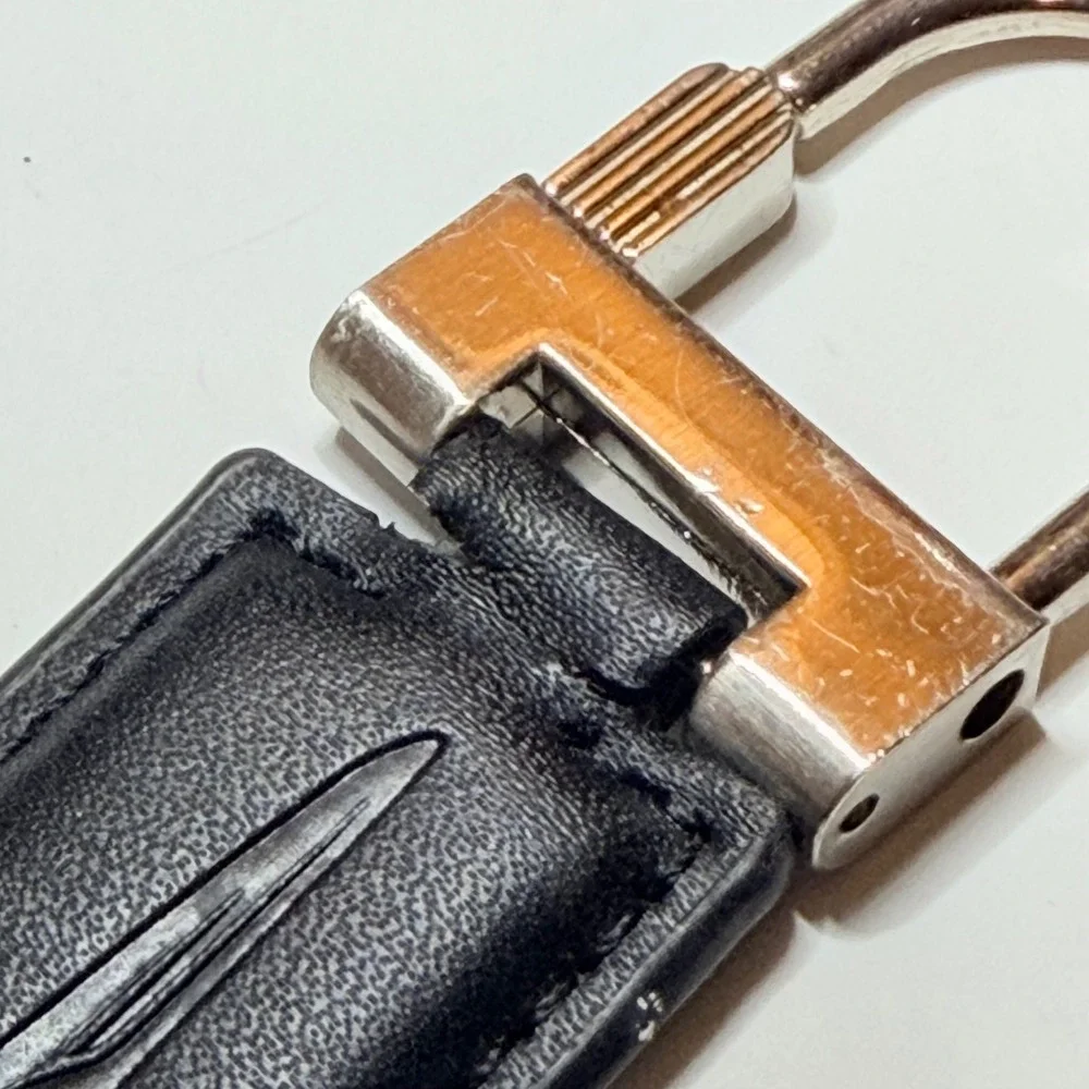 Chrysler branded keychain